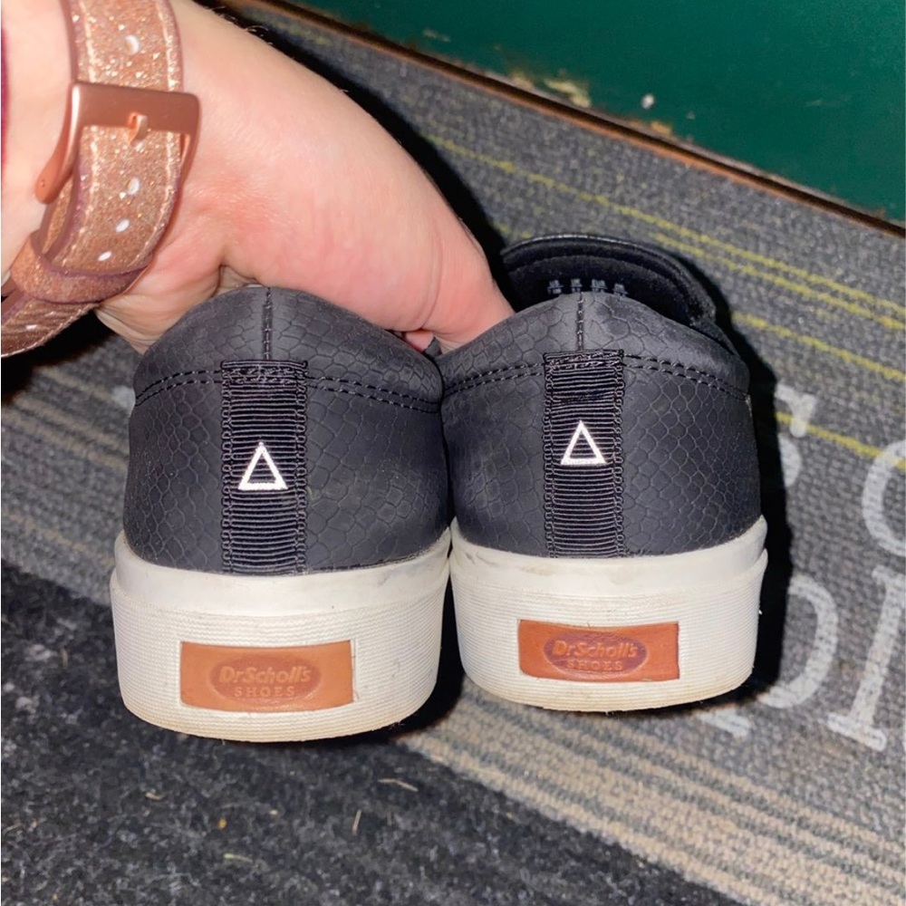 Dr. Scholl's Black Slip-On Sneakers with Sleek Design - Picture 2 of 3